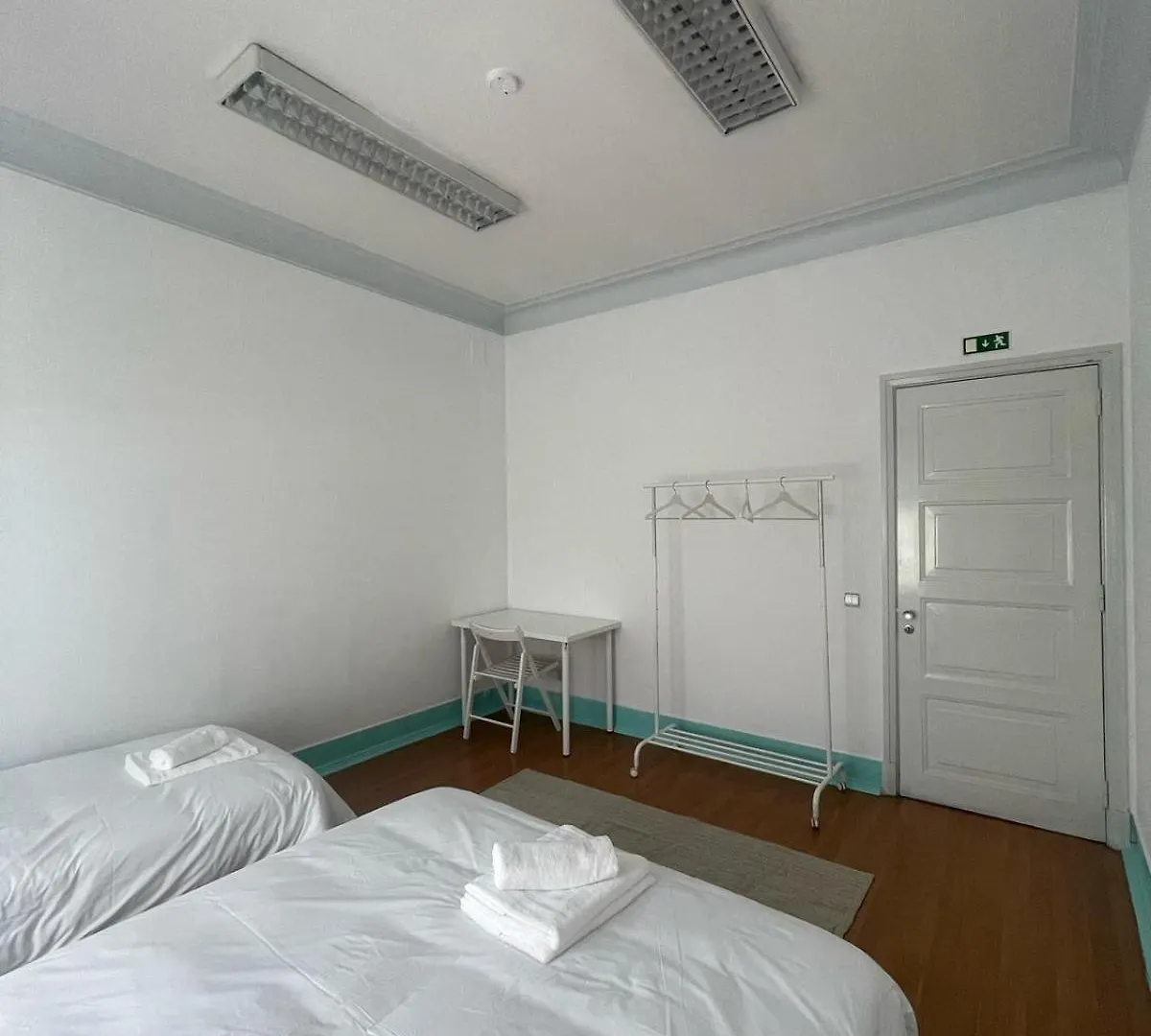 Ostello Residencial Sky Lounge Lisbona 0*,